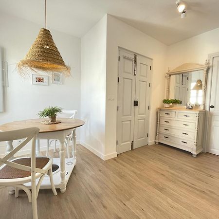Los Nidos Apartments, ฟรีฮิเลียนา ภายนอก รูปภาพ