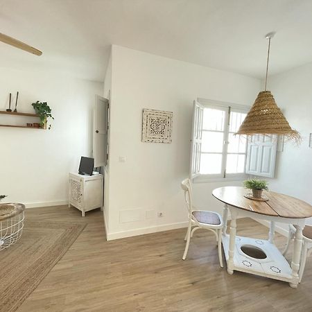 Los Nidos Apartments, ฟรีฮิเลียนา ภายนอก รูปภาพ