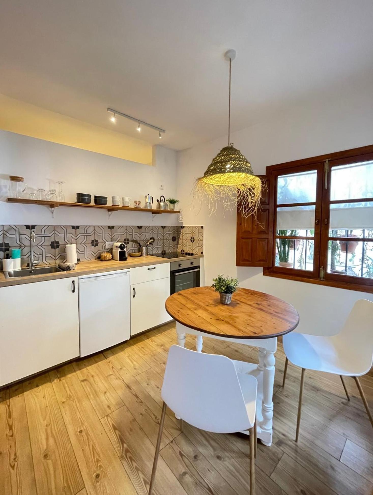 Los Nidos Apartments, ฟรีฮิเลียนา ภายนอก รูปภาพ