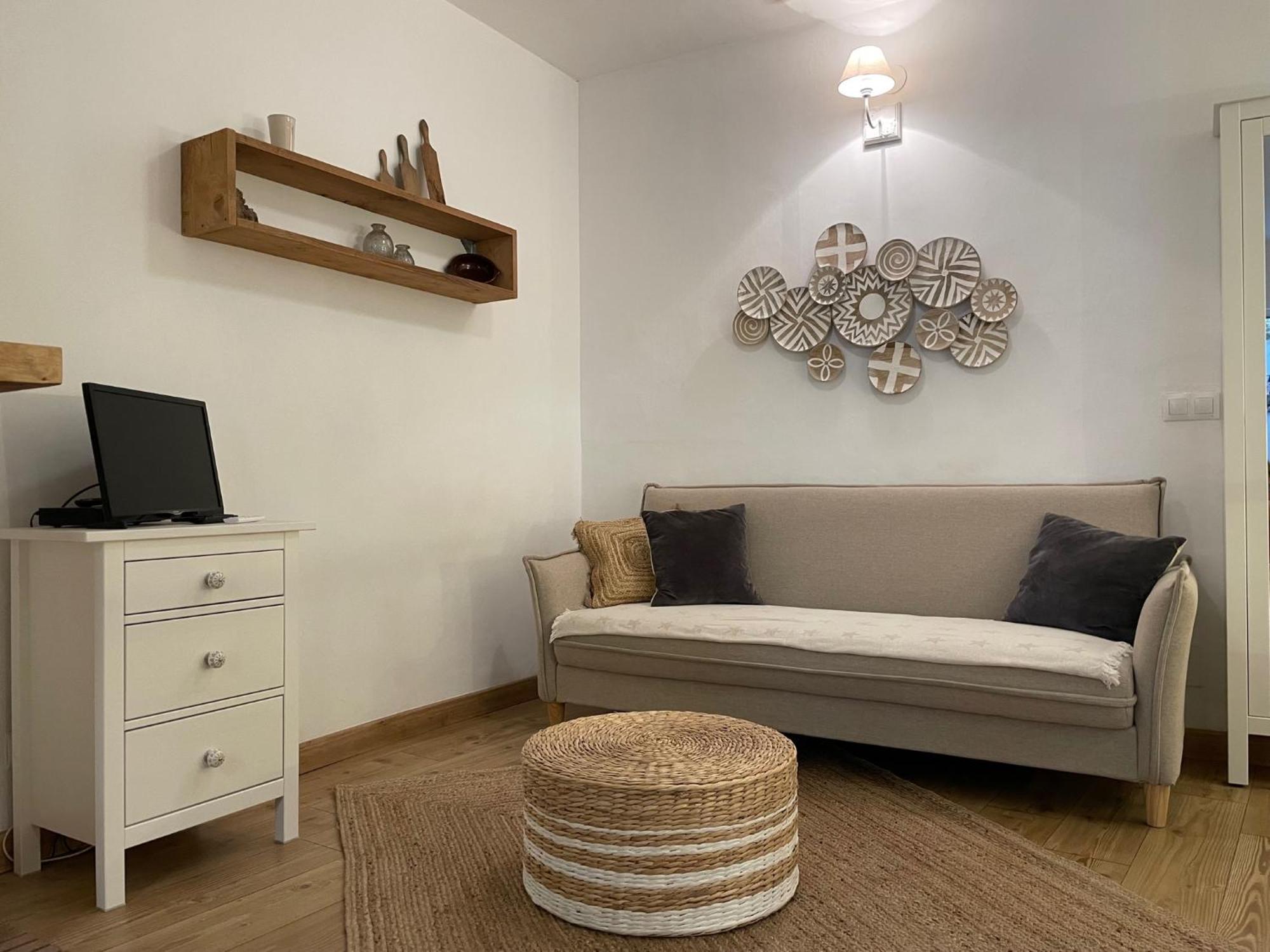 Los Nidos Apartments, ฟรีฮิเลียนา ภายนอก รูปภาพ