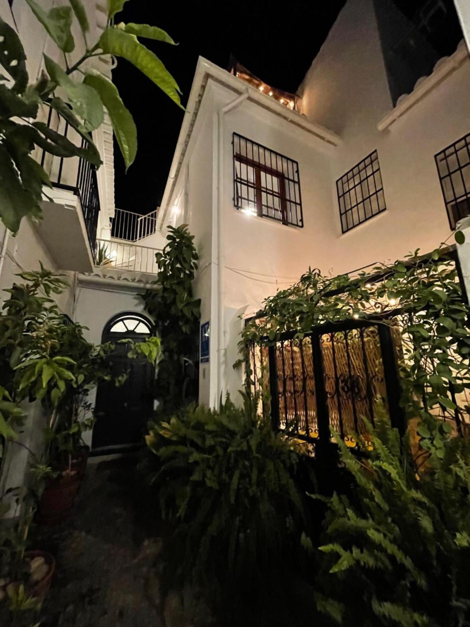 Los Nidos Apartments, ฟรีฮิเลียนา ภายนอก รูปภาพ