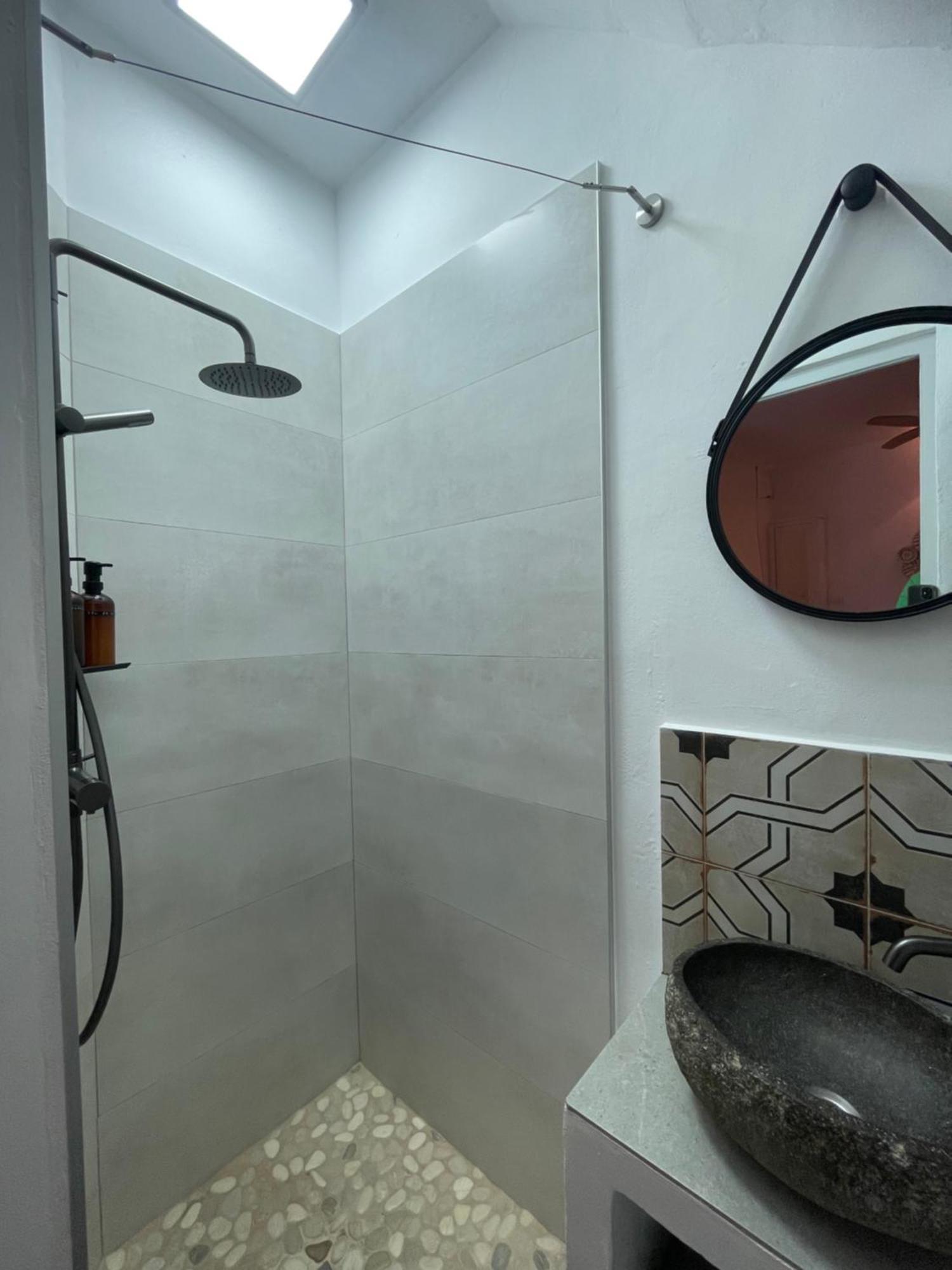 Los Nidos Apartments, ฟรีฮิเลียนา ภายนอก รูปภาพ